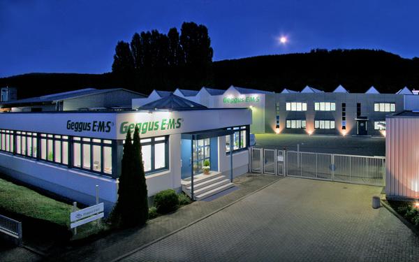 2005 Abendstimmung Haupteingang